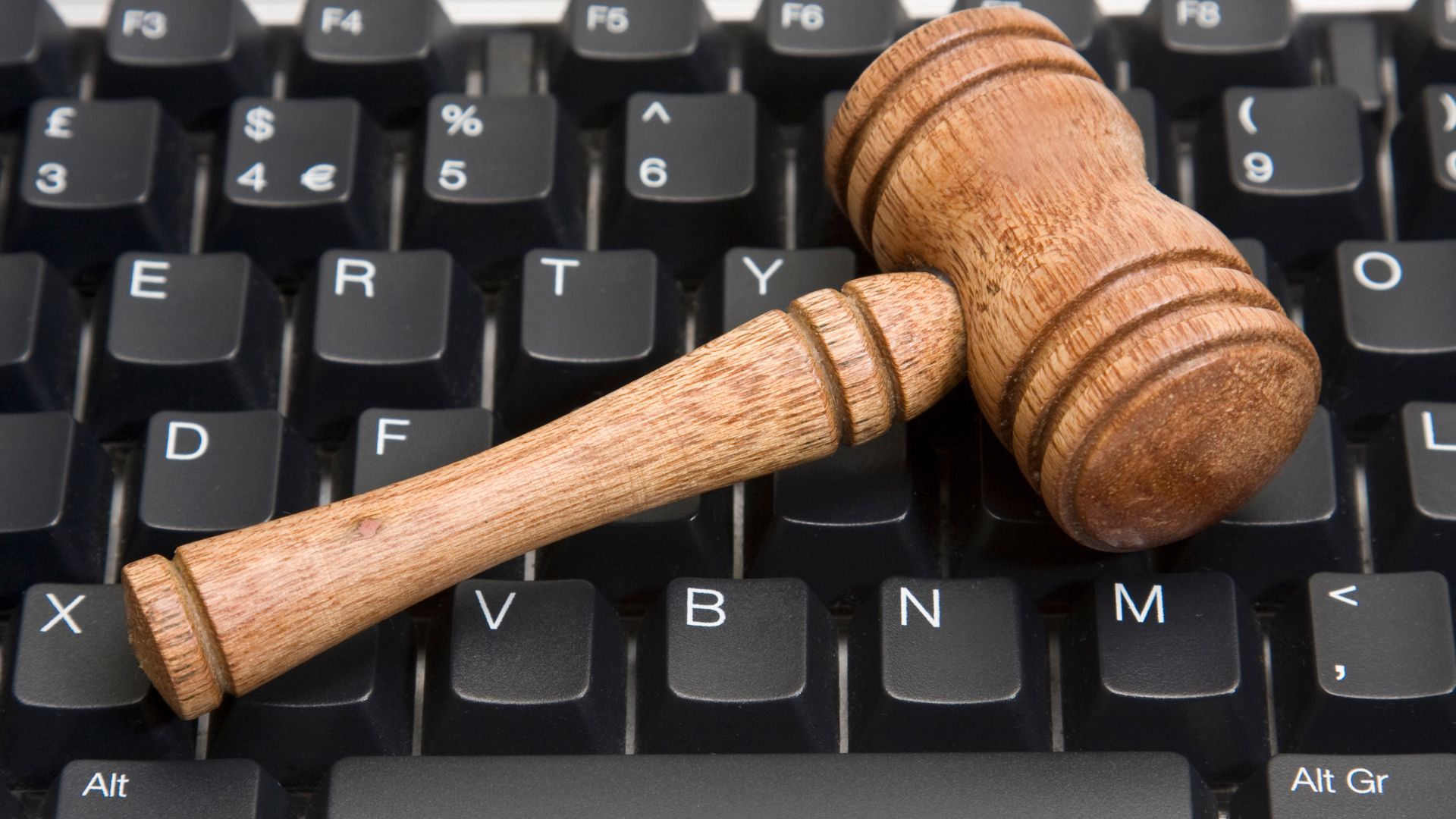 Technology and Online Auctions