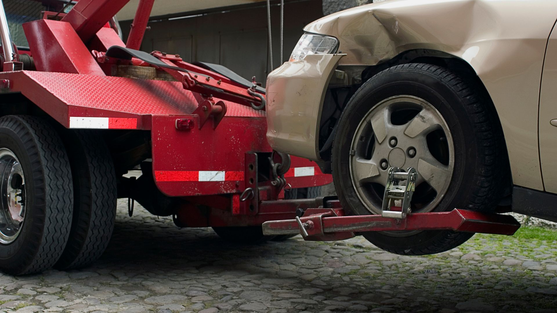 Steps to Obtain a Towing License